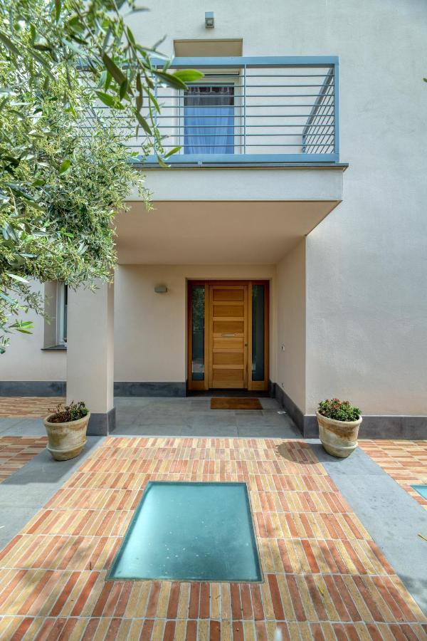 La Casa Degli Ulivi Appartamento In Villa Con Patio Quartu SantʼElena Extérieur photo