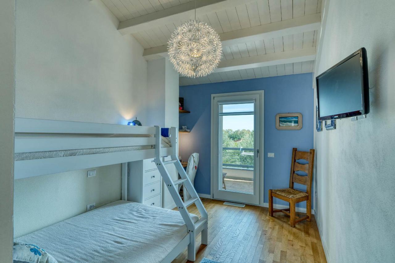 La Casa Degli Ulivi Appartamento In Villa Con Patio Quartu SantʼElena Extérieur photo